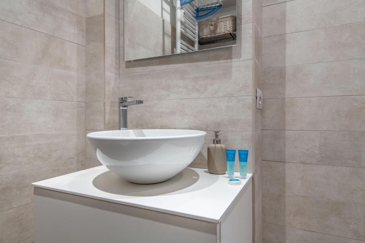 Easylife - Coccole E Comfort - Bilocale Caldo Ed Accogliente A Due Passi Dai Navigli E Metro Verde Milano Eksteriør bilde